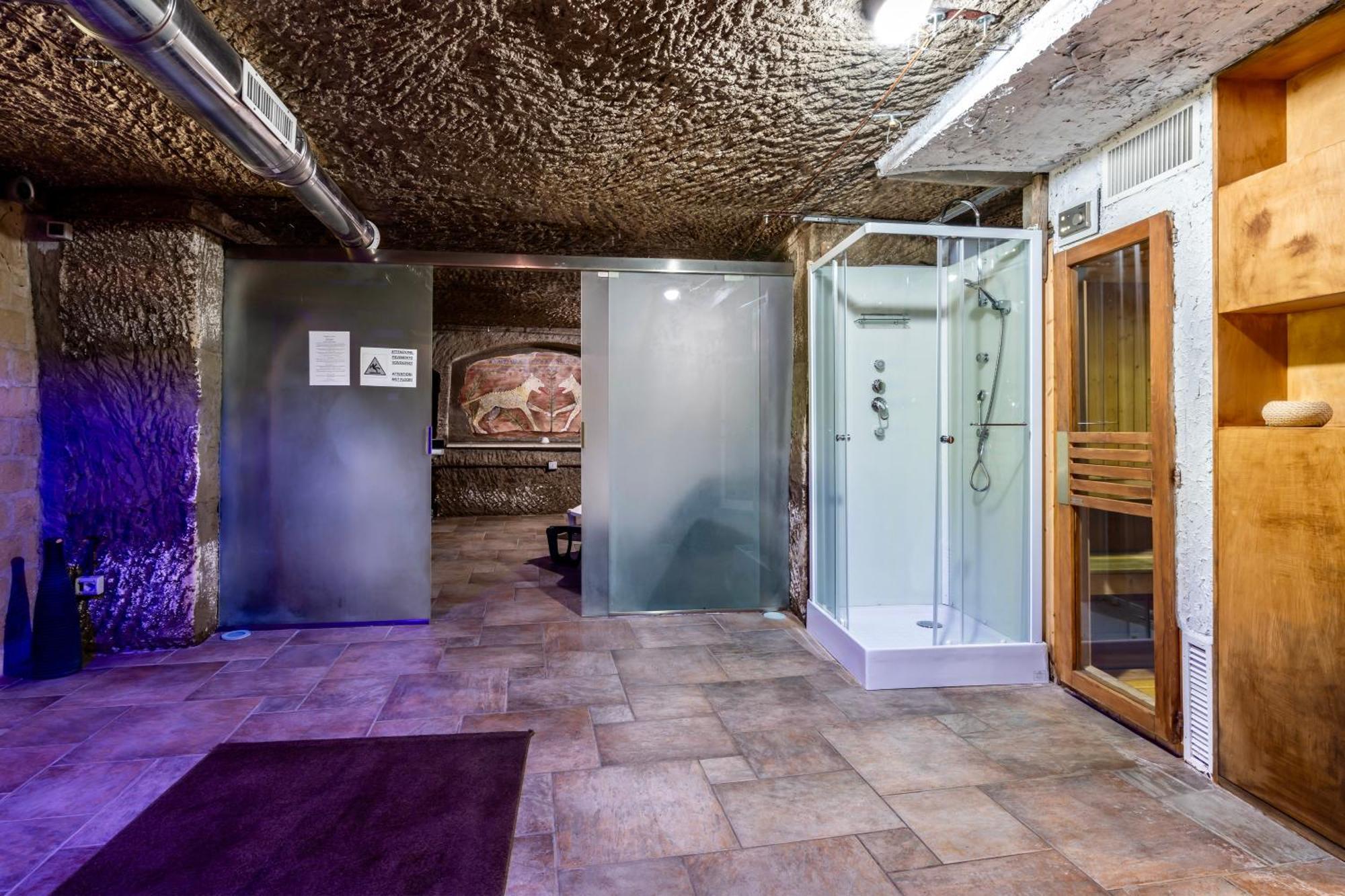 Isa - Residence With Swimming Pool In Sorano, Apartments With Air Conditioning And Private Outdoor Area Exterior foto